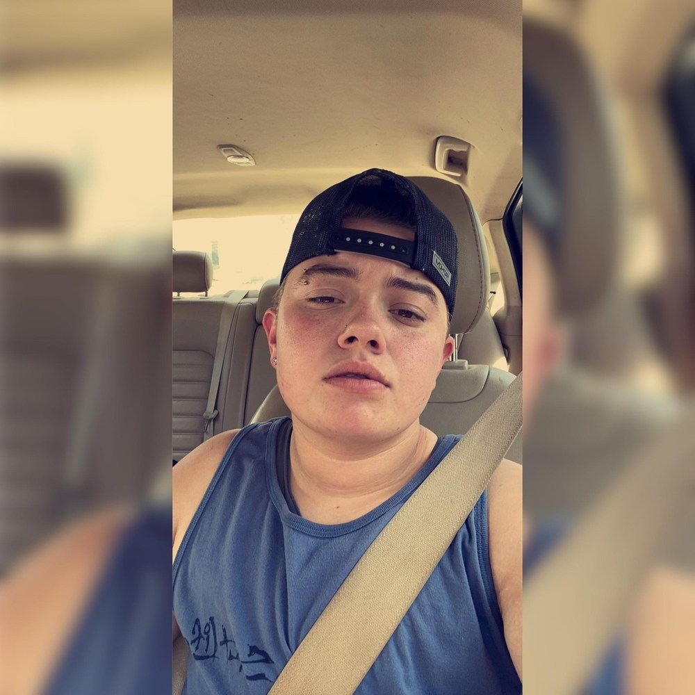 Meet your Posher, Tay